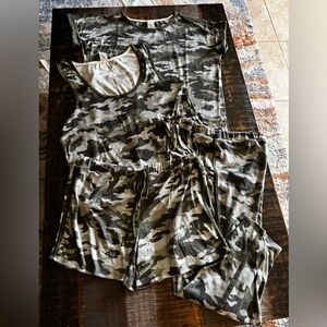 Lucky Brand 4 Piece Pajama Set XXL Green Camo